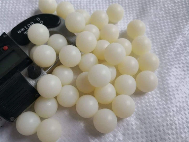 كرات نايلون هندسية دقيقة PA66